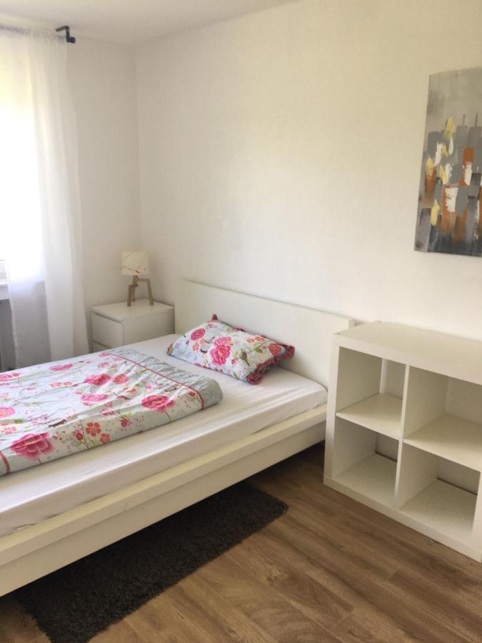 Mayen, Im Mohren, Privatzimmer Nr1, Waldrand, Nahe Nurburgring & Burg Eltz, Gemeinschaftsbad Zewnętrze zdjęcie